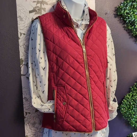Cest Toi Jackets & Blazers - Elegant Women's Quilted Vest in Rich Red